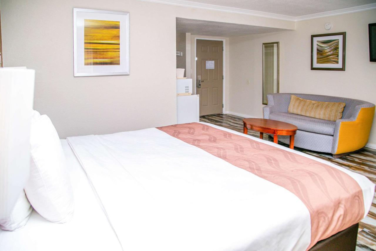 Hotel Quality & - Us101 Thousand Oaks