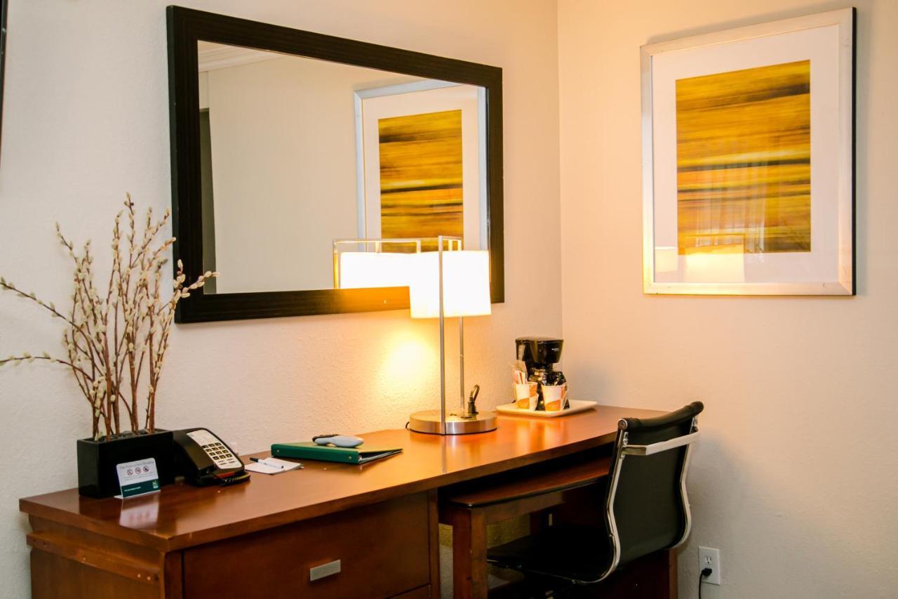Hotel Quality & - Us101