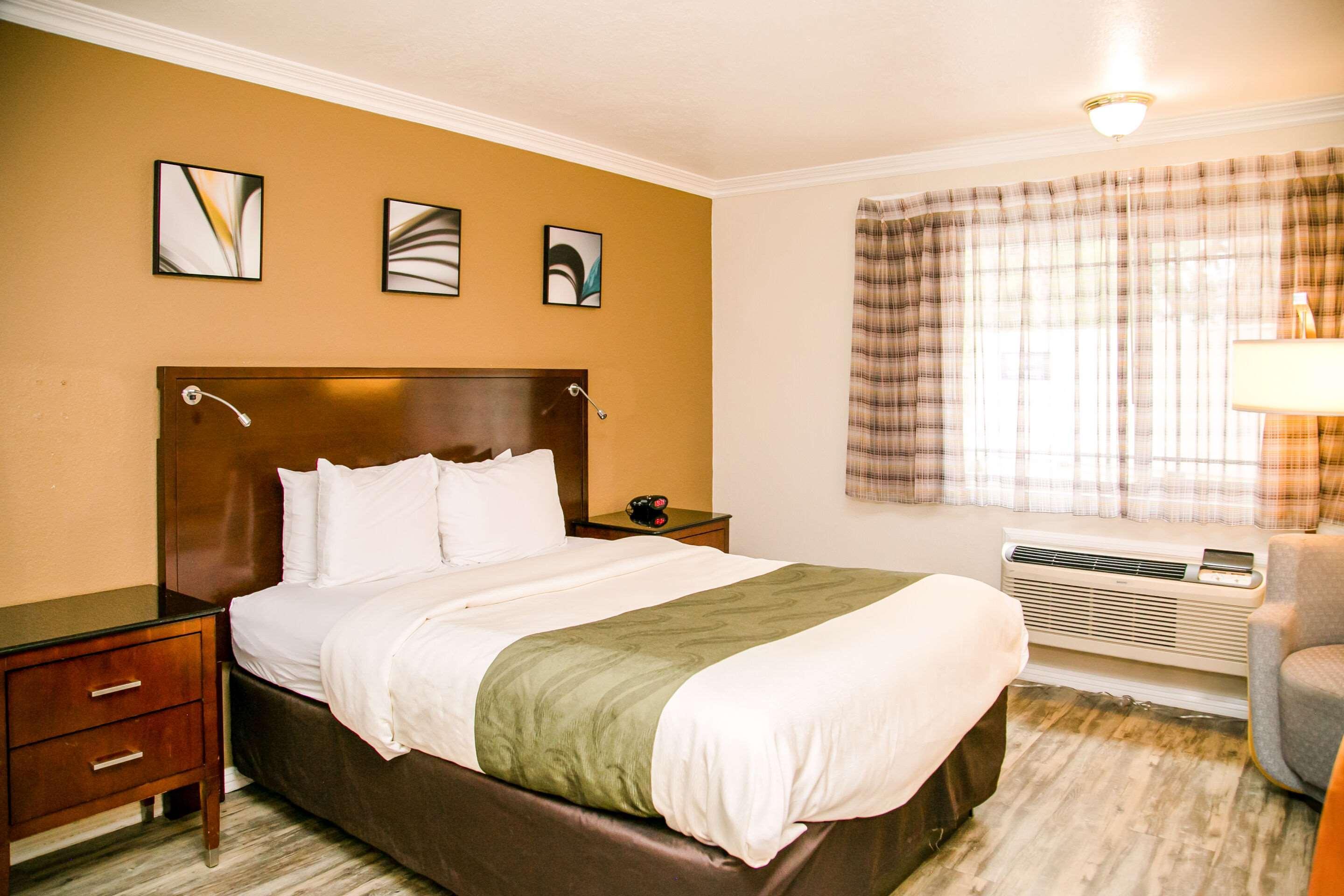 Hotel Quality & - Us101 Thousand Oaks
