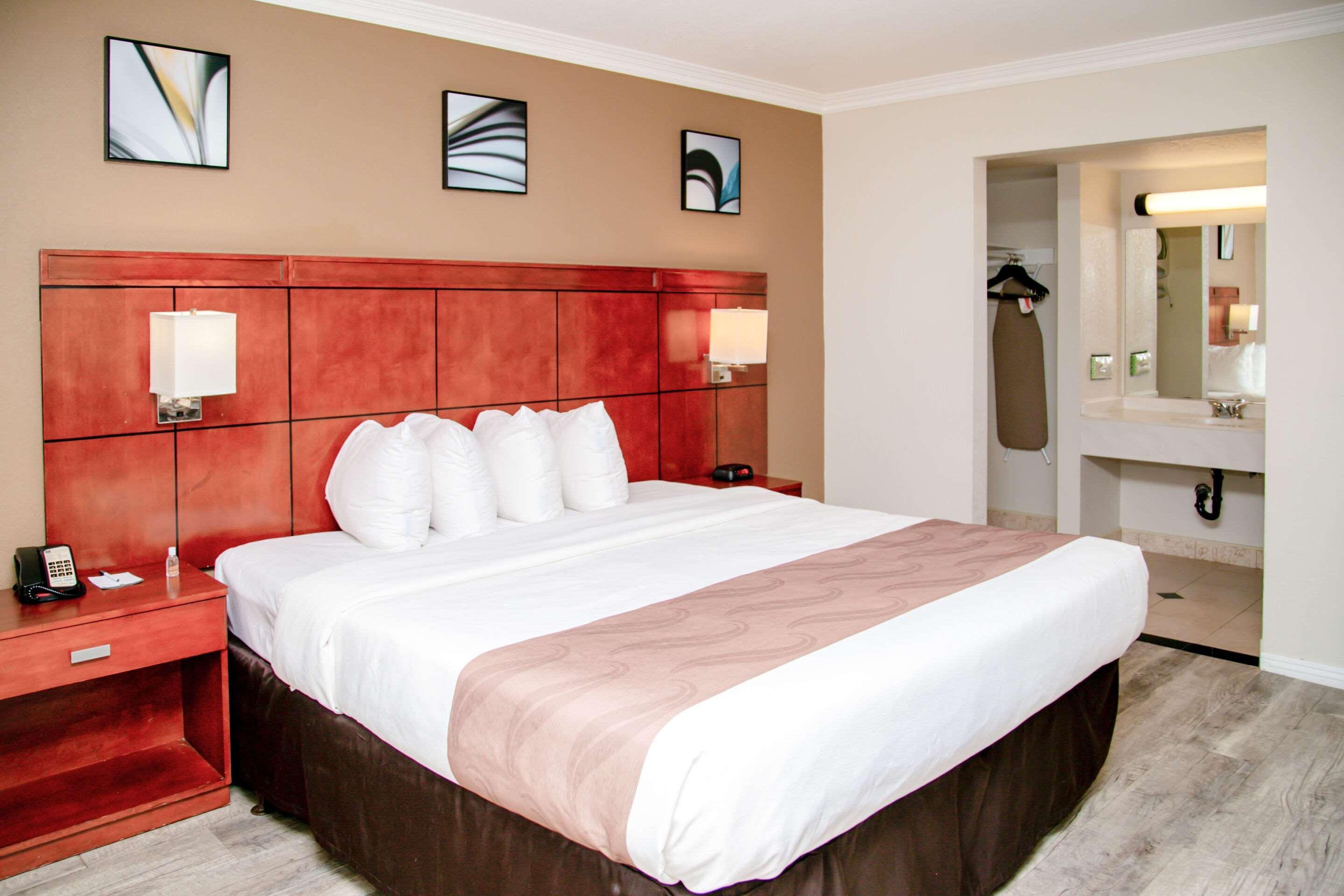 Quality & - Us101 Hotel 3*