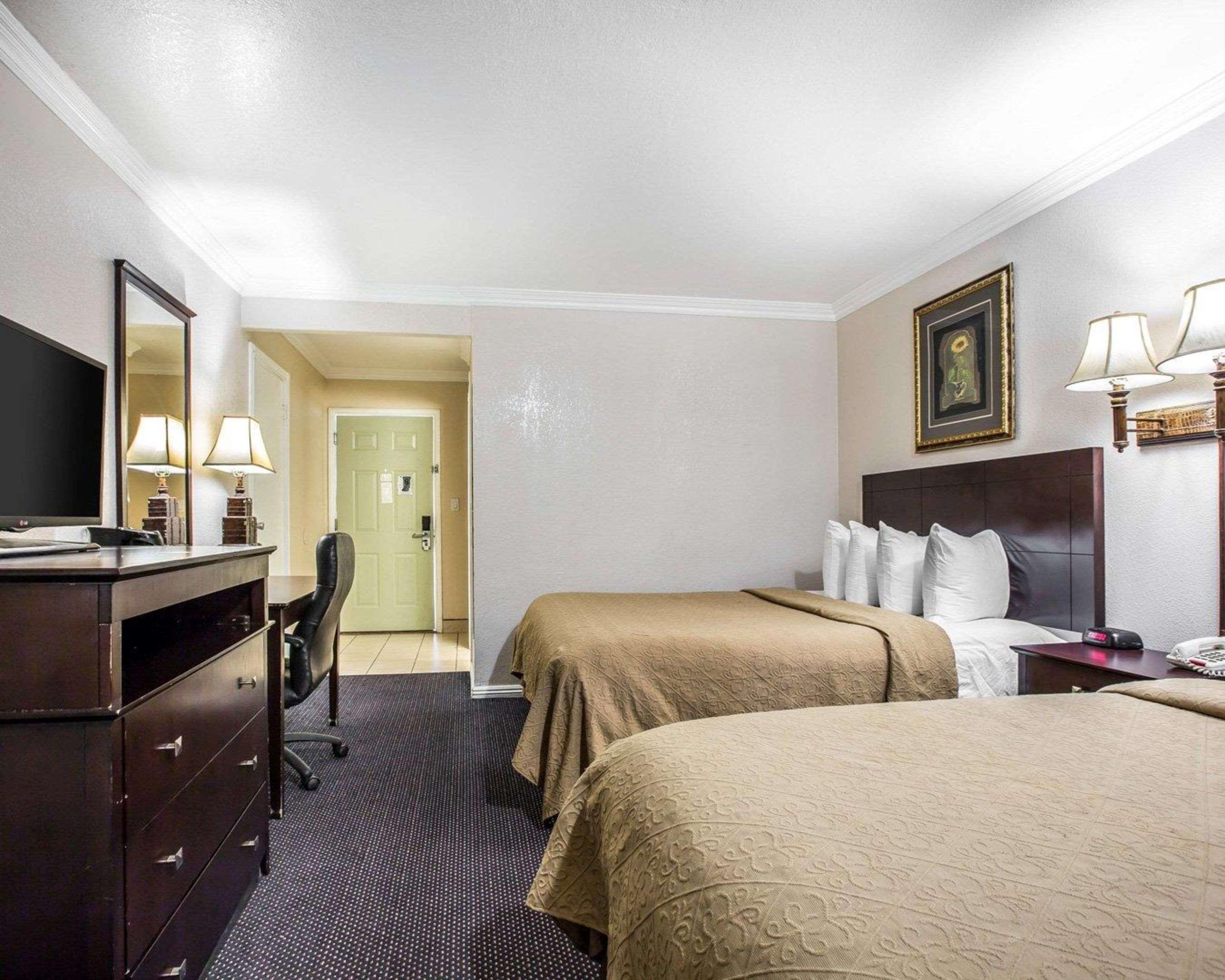 Hotel Quality & - Us101 Thousand Oaks