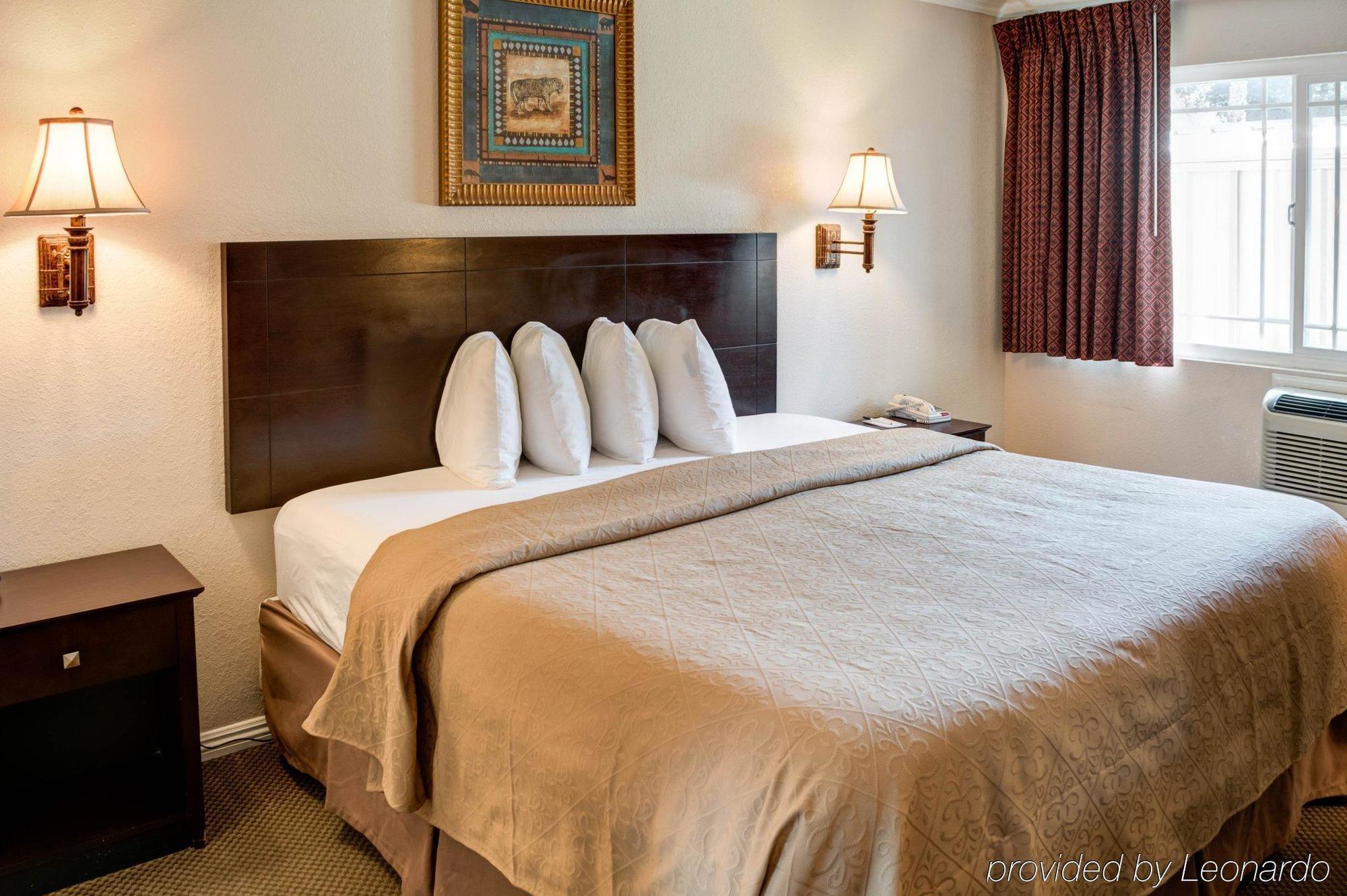 Quality & - Us101 Hotel 3*