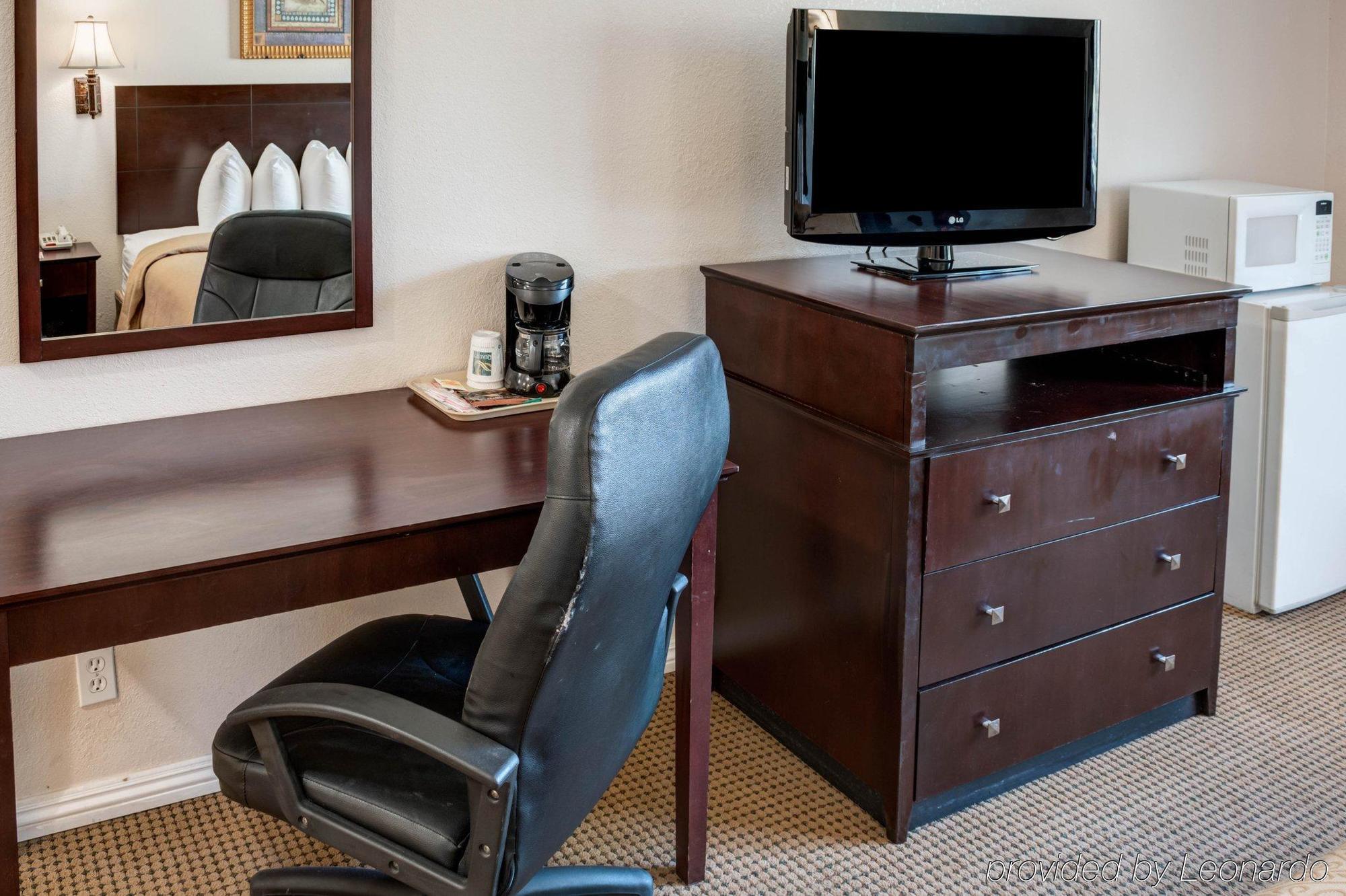 Quality & - Us101 Hotel Thousand Oaks